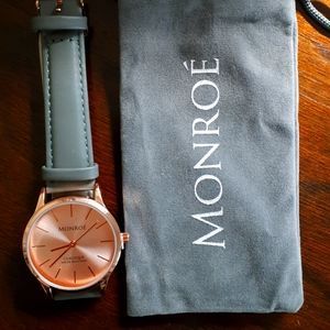 Monroé rose gold watch with leather strap